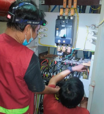 Panel Control,  automasi berbasis PLC,  Smart Relay Prima Karunia Kreasi